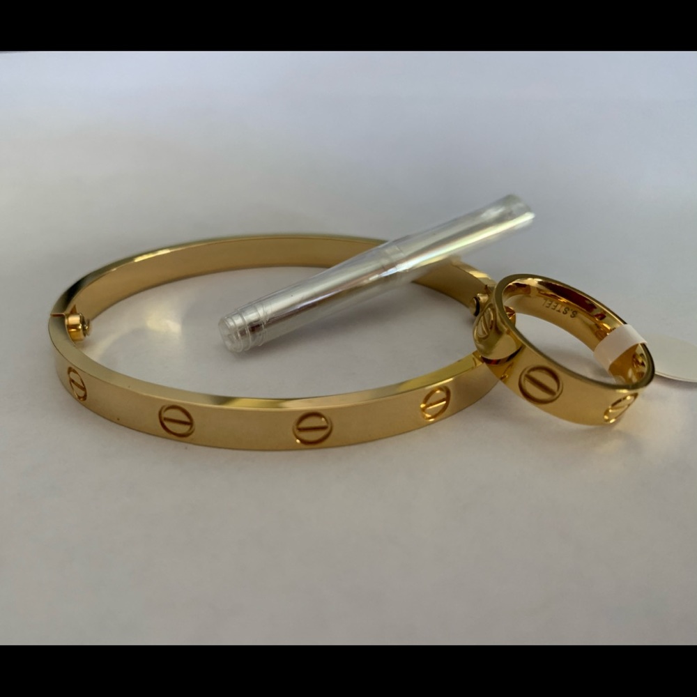 Stainless steel bundle for a bracelet and a ring